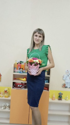 Воспитатель Захарова Вера Валерьевна